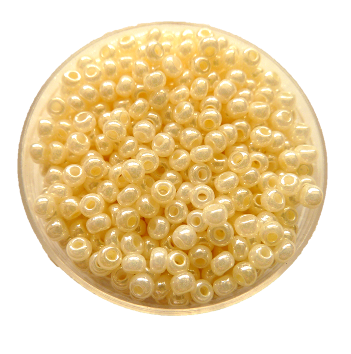 Perles rocaille crème nacré 9-0_2.5mm